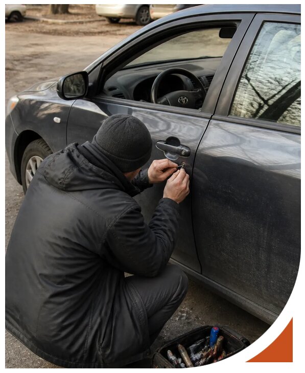 Профессиональное вскрытие автомобиля Тойота без повреждений в Георгиевске
